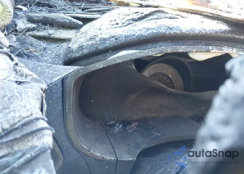 2019 Ford Edge Titanium z USA, uszkodzony, nr VIN 2FMPK4K93KBC02128